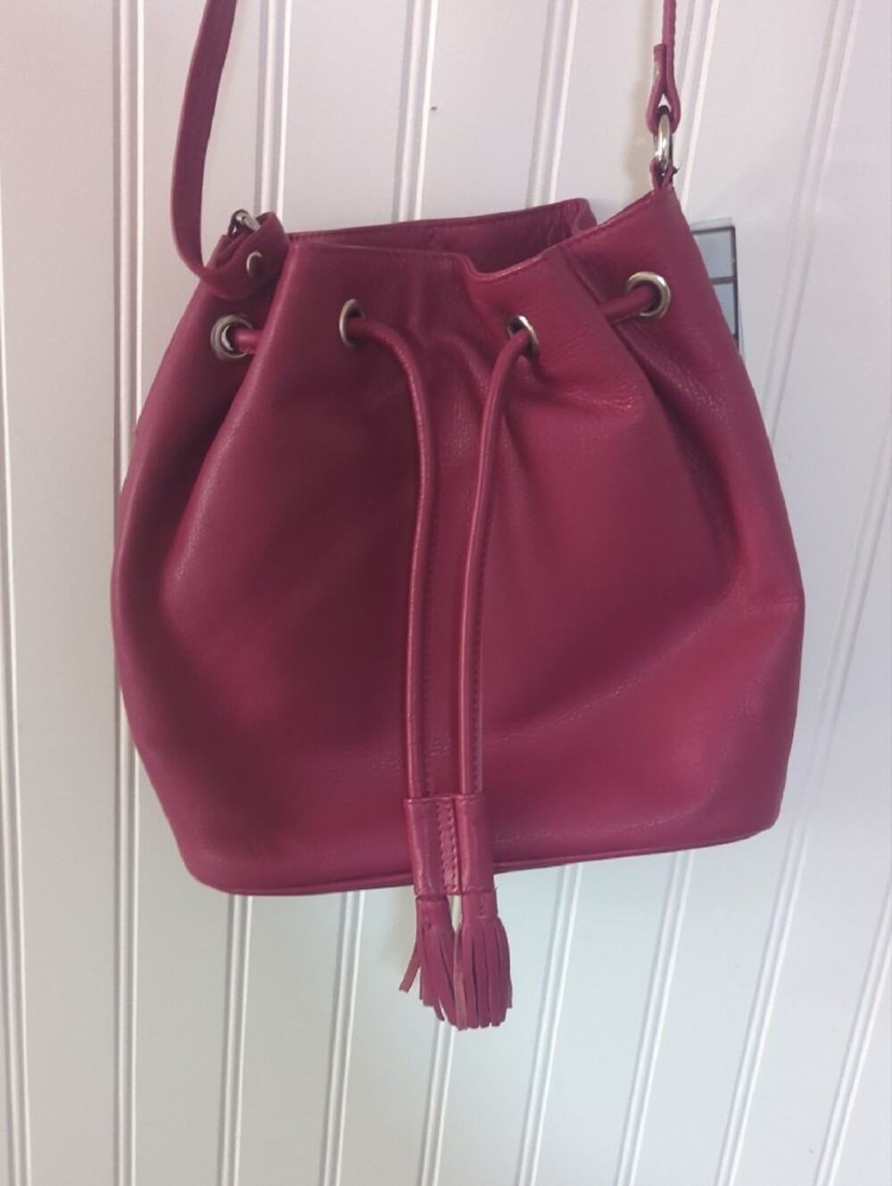 Genuine Leather Raspberry Drawstring Bucket Bag - Picture 5 of 11